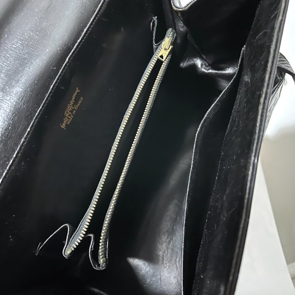 Saks Fifth Avenue Vintage 1960s Alligator Purse - Made in France - Picture 10 of 17